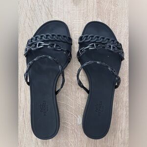 Rivage Sandal size 5
